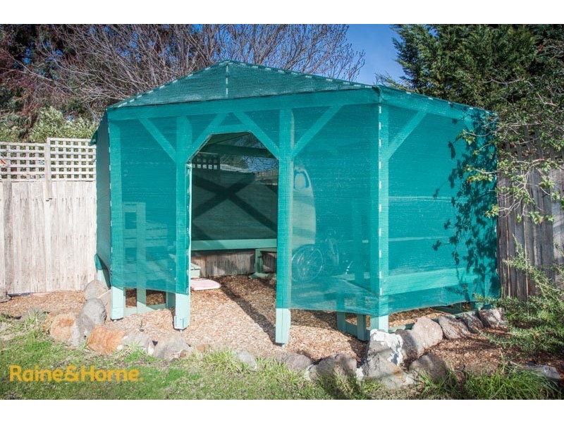 8 Kingsley Drive, Sunbury VIC 3429