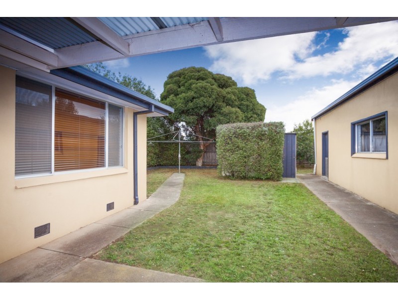 81 Riddell Road, Sunbury VIC 3429