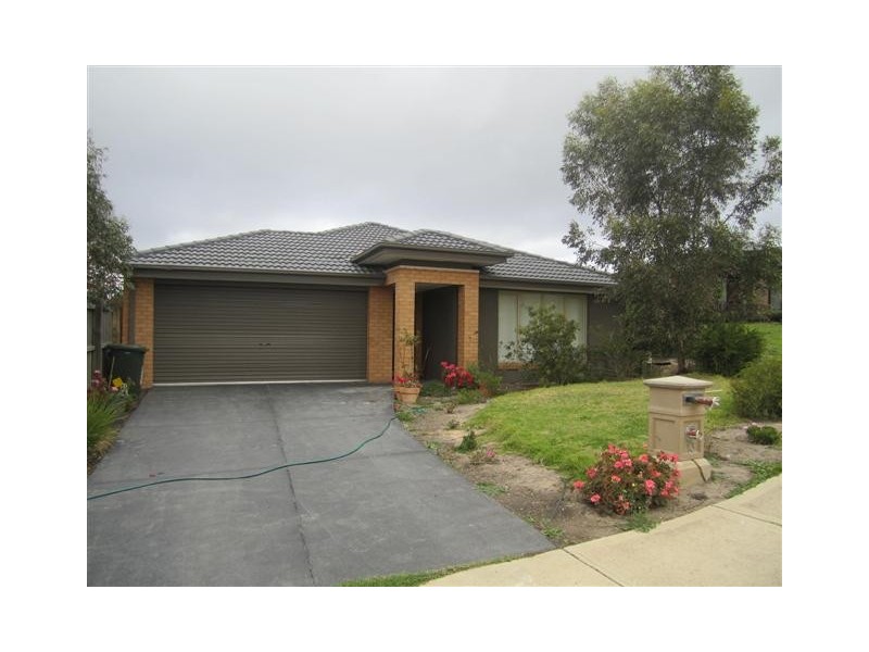 13 ST MELLION CLOSE, Sunbury VIC 3429