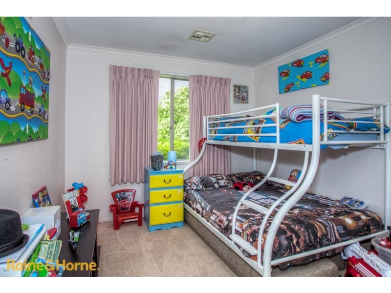 20 Heatherbrae Crescent, Sunbury VIC 3429