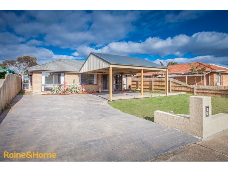 9 Mullock Road, Diggers Rest VIC 3427