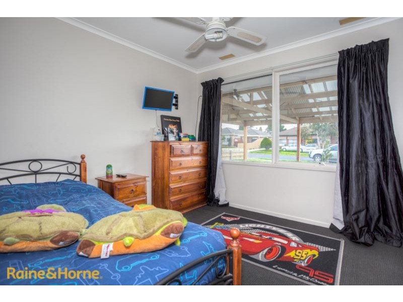 9 Mullock Road, Diggers Rest VIC 3427