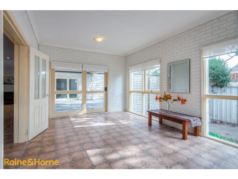 10 Baker Rise, Sunbury VIC 3429