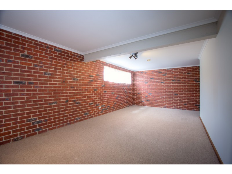 8 Lachlan Court, Sunbury VIC 3429