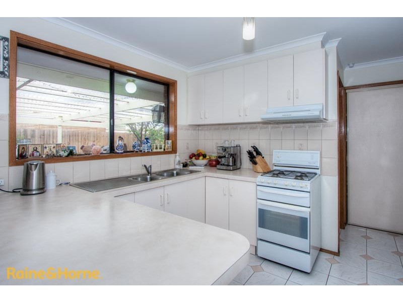 4 Carey Court, Sunbury VIC 3429