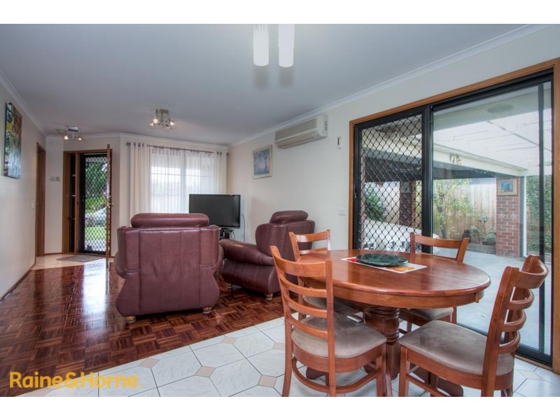 4 Carey Court, Sunbury VIC 3429