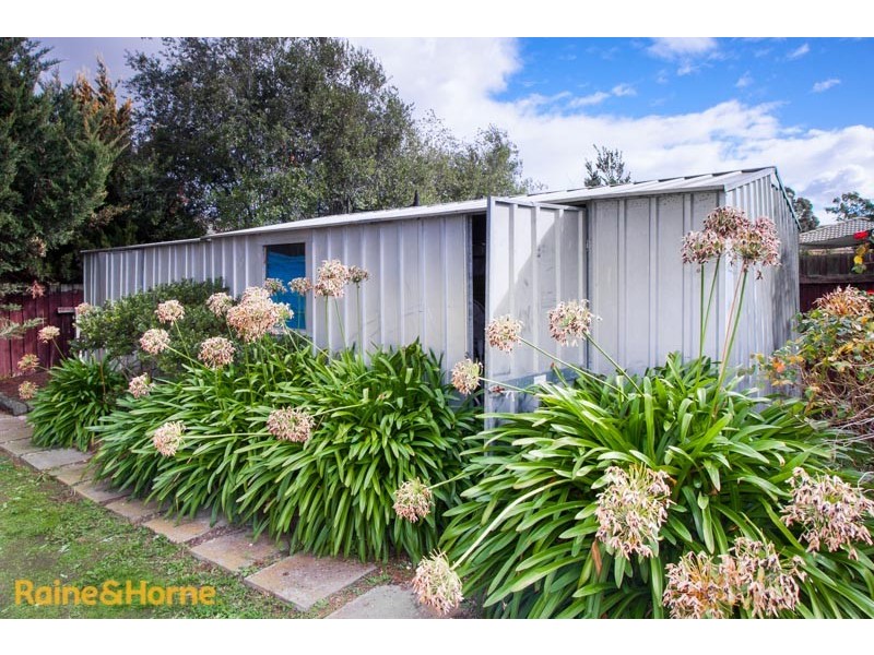 4 Carey Court, Sunbury VIC 3429