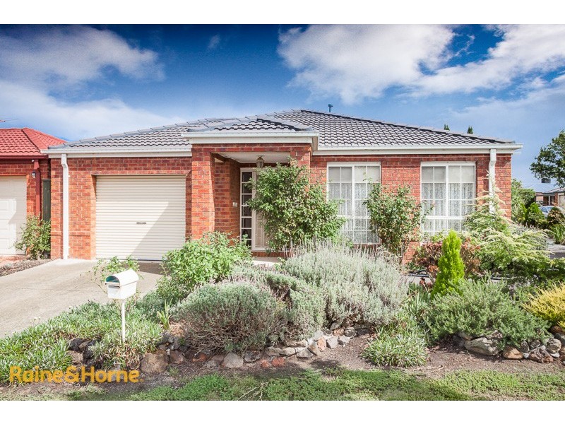 24 Lindwall Street, Sunbury VIC 3429
