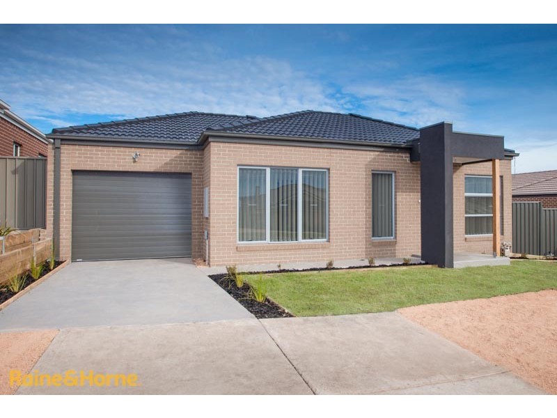 1/33 Keeper Street, Sunbury VIC 3429
