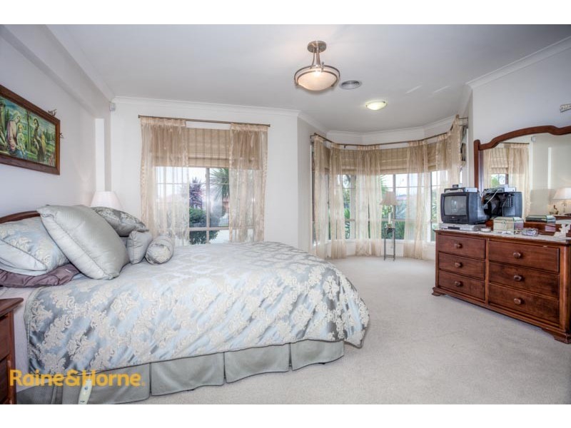 4 The Old Stock Run, Sunbury VIC 3429