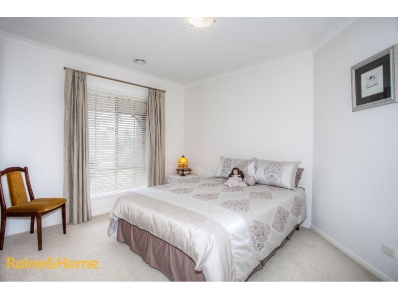 4 The Old Stock Run, Sunbury VIC 3429