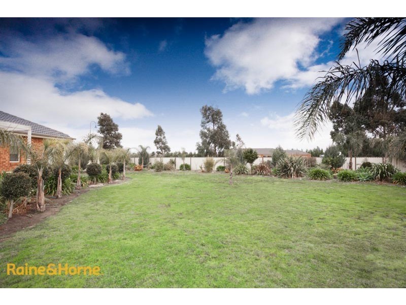 4 The Old Stock Run, Sunbury VIC 3429