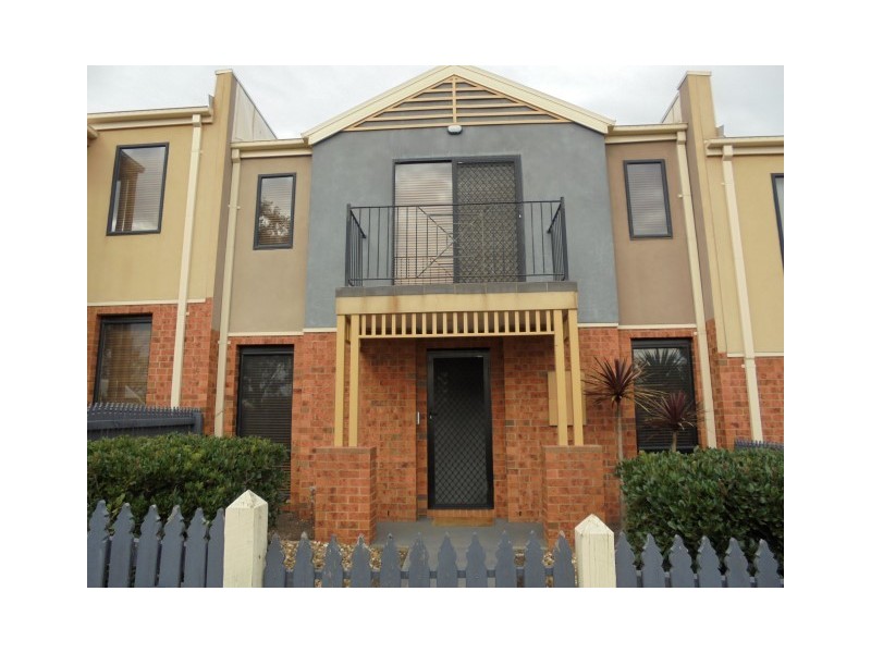 5 Watersprite Boulevard, Sunbury VIC 3429