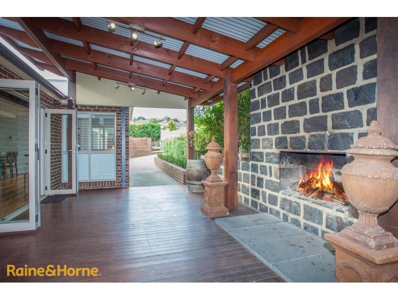 28 Swift Street, Sunbury VIC 3429