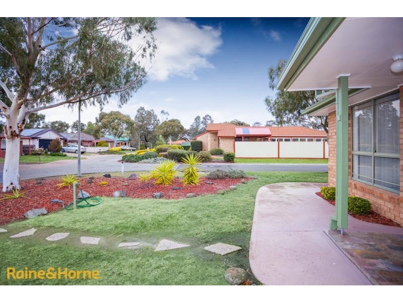 11 Scotch Court, Sunbury VIC 3429
