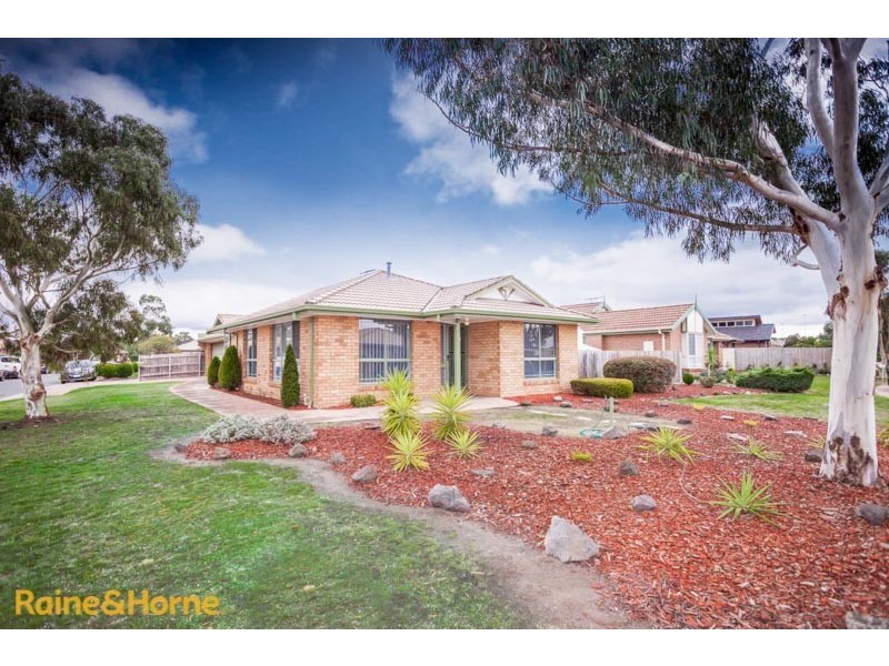 11 Scotch Court, Sunbury VIC 3429