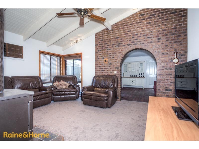 25 Eureka Road, Diggers Rest VIC 3427