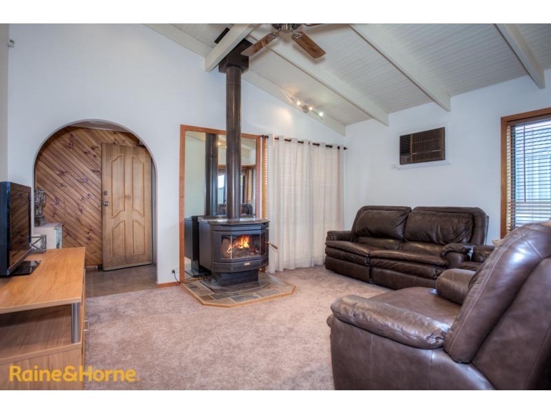 25 Eureka Road, Diggers Rest VIC 3427