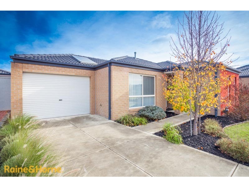 1/31-37 Cover Drive, Sunbury VIC 3429