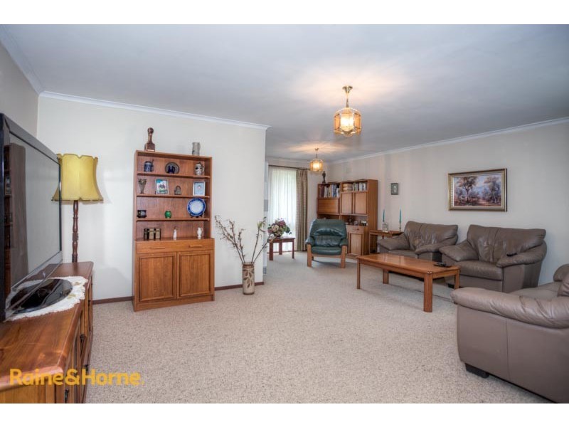 49 Darbyshire Street, Sunbury VIC 3429