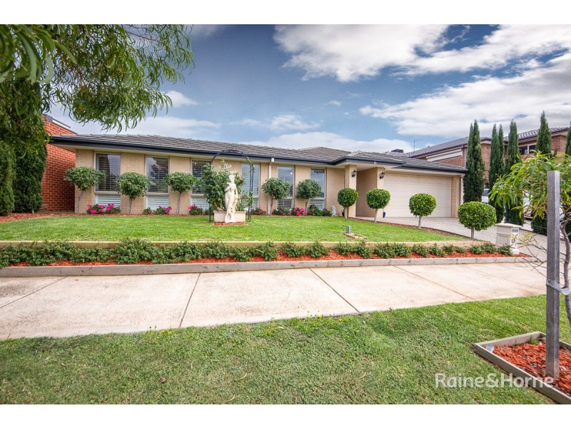 15 Bannermann Street, Sunbury VIC 3429