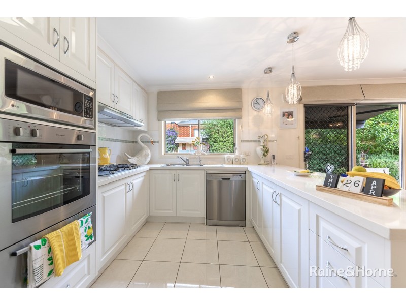 15 Bannermann Street, Sunbury VIC 3429