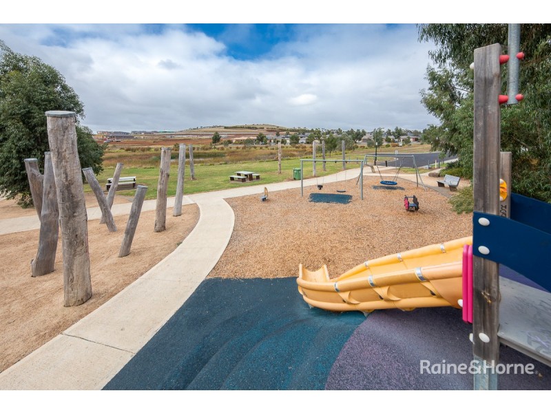 15 Bannermann Street, Sunbury VIC 3429