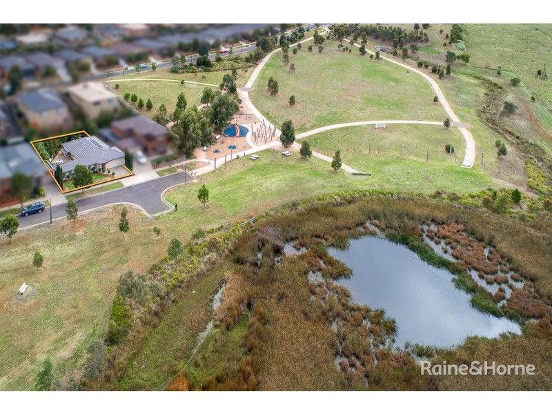 15 Bannermann Street, Sunbury VIC 3429