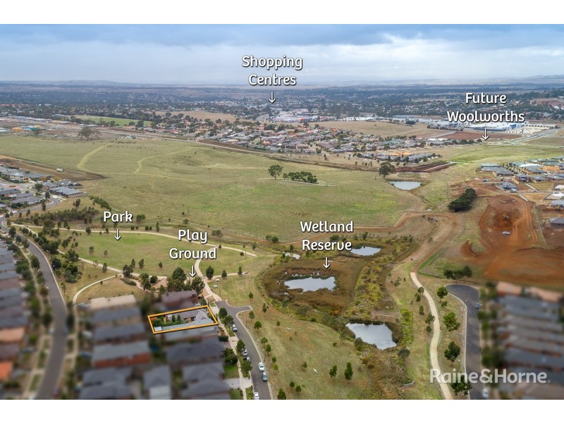 15 Bannermann Street, Sunbury VIC 3429