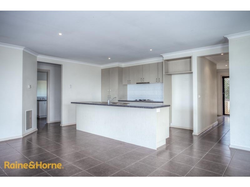 173 Phillip Drive, Sunbury VIC 3429