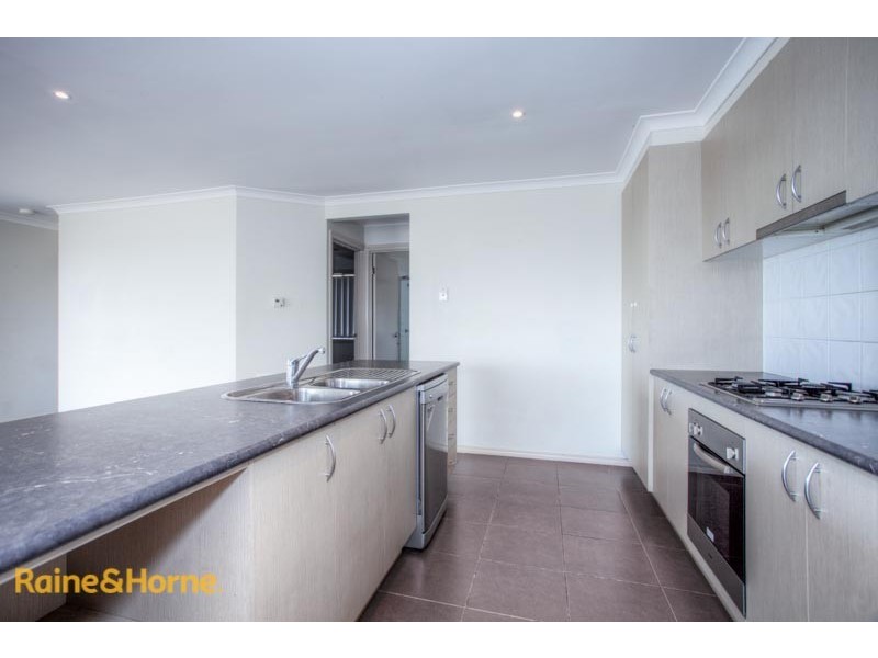 173 Phillip Drive, Sunbury VIC 3429