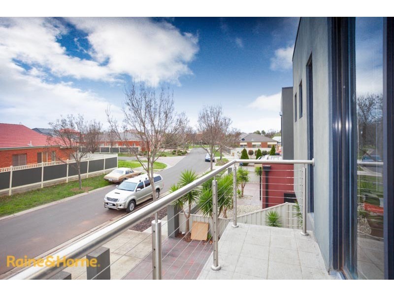 31 Mosman Way, Craigieburn VIC 3064