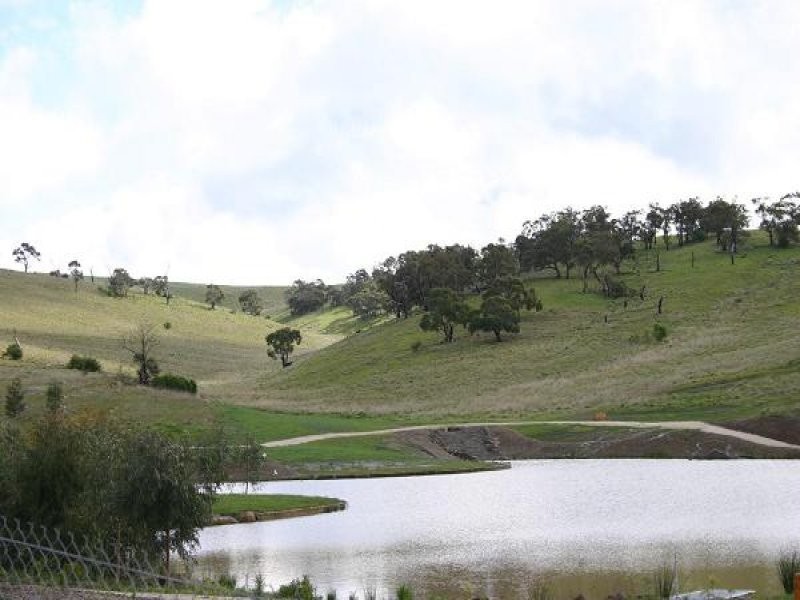 47 Canterbury Avenue, Sunbury VIC 3429