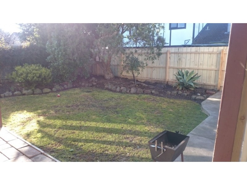 37 Flinders Street, Sunbury VIC 3429