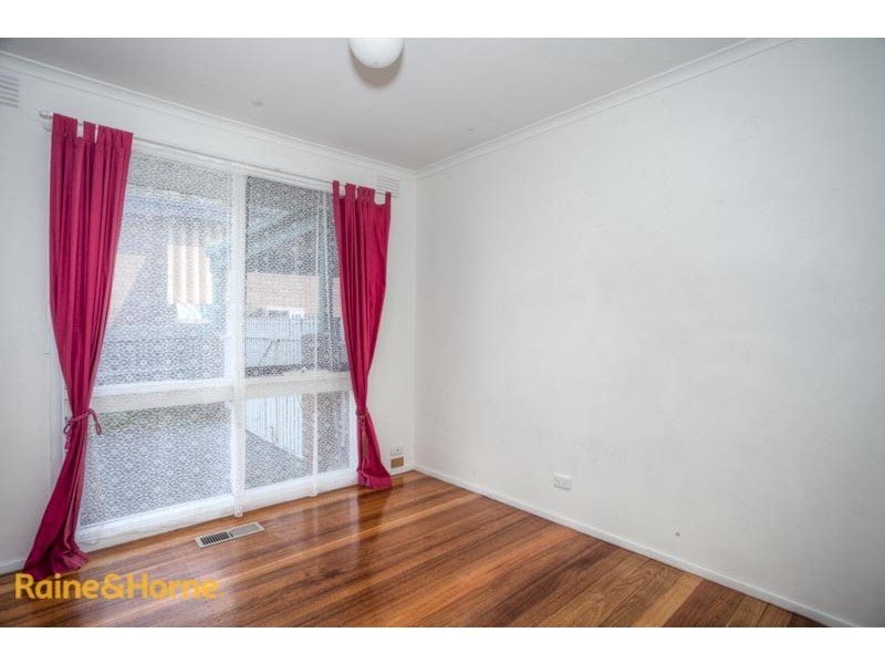 8 Darling Court, Sunbury VIC 3429