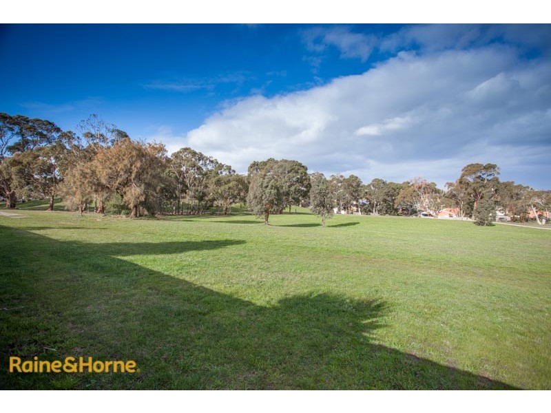 63 Rees Road, Sunbury VIC 3429