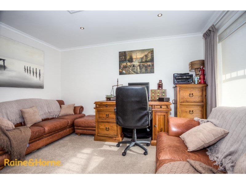 63 Rees Road, Sunbury VIC 3429