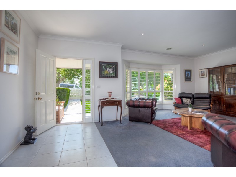 6/64 Macedon Street, Sunbury VIC 3429