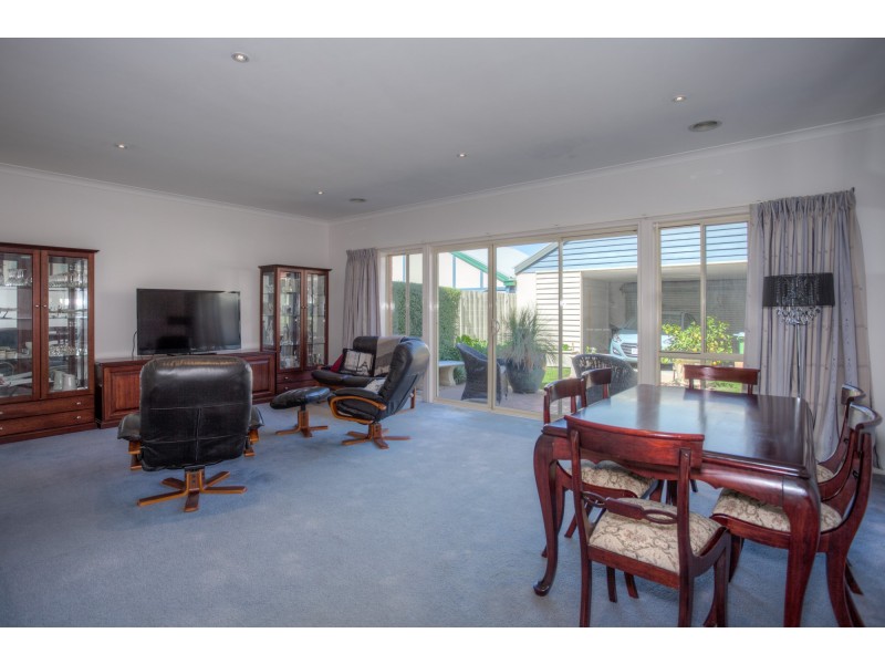 6/64 Macedon Street, Sunbury VIC 3429