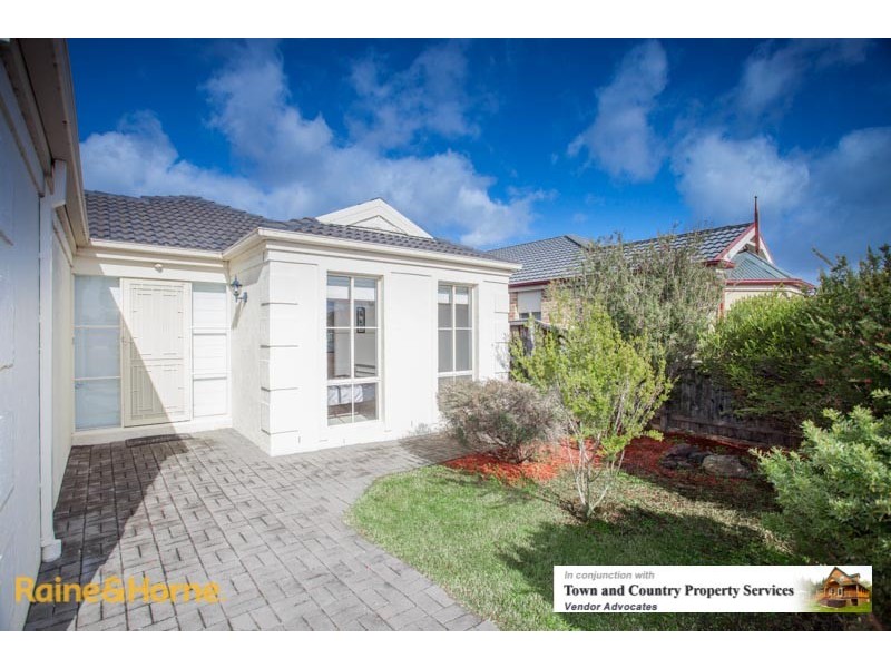 15 Orchardview Grove, Sunbury VIC 3429