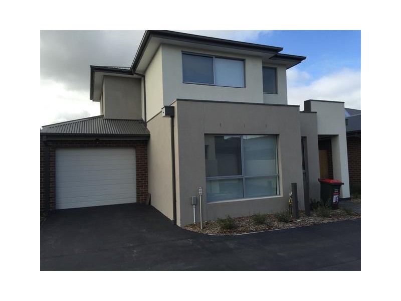 3/44-46 Darbyshire Street, Sunbury VIC 3429