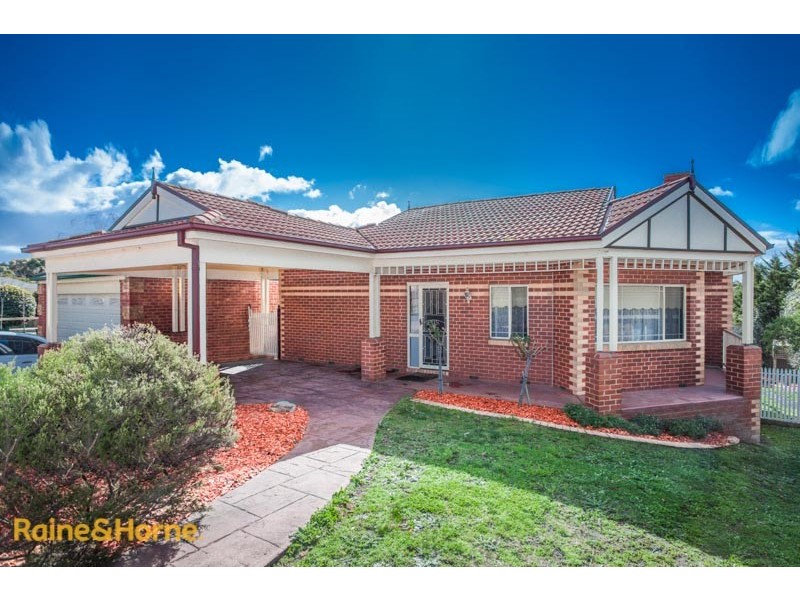 120 Stewarts Lane, Sunbury VIC 3429