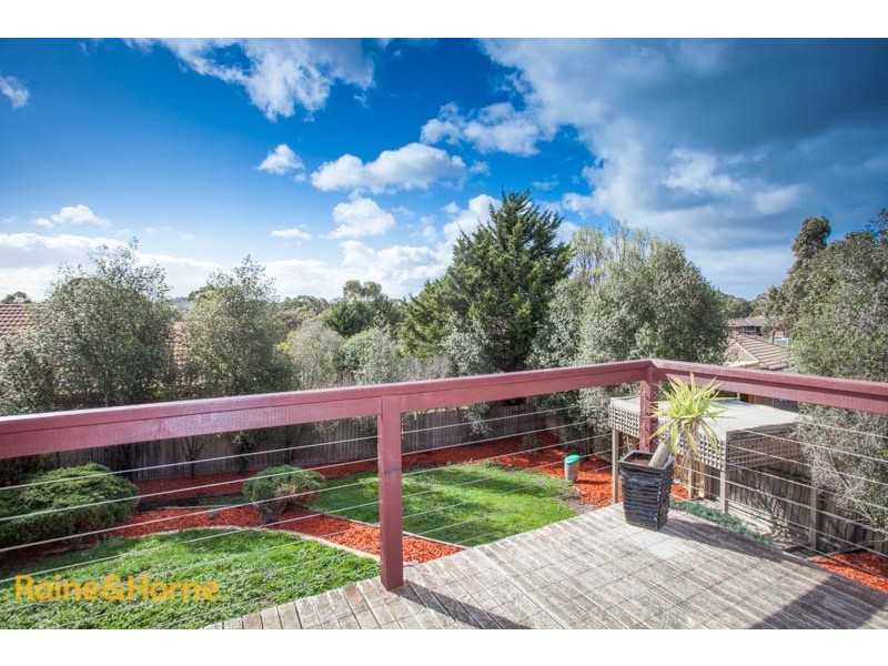 120 Stewarts Lane, Sunbury VIC 3429