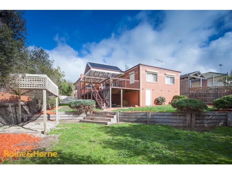 120 Stewarts Lane, Sunbury VIC 3429