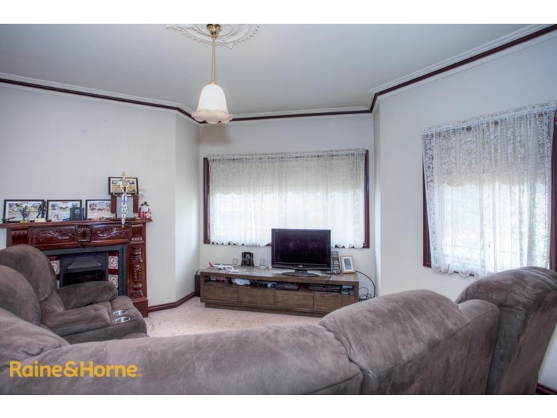 120 Stewarts Lane, Sunbury VIC 3429