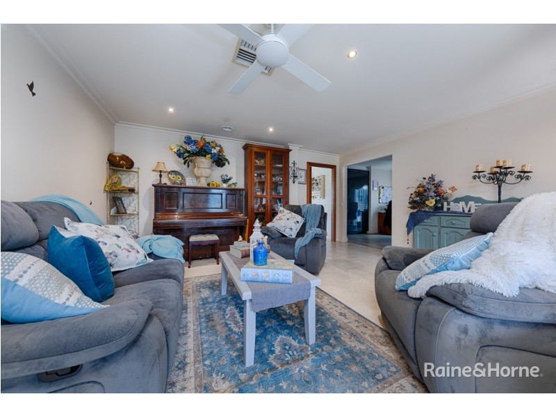 229 Mitchells lane, Sunbury VIC 3429