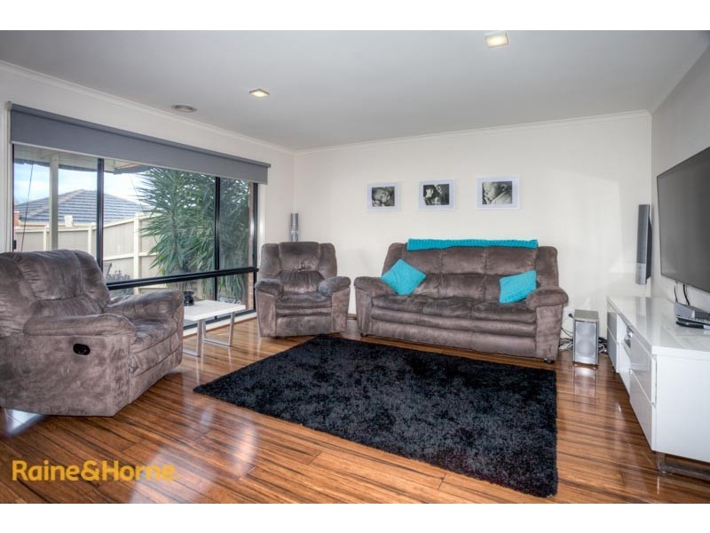 7 Watersprite Boulevard, Sunbury VIC 3429