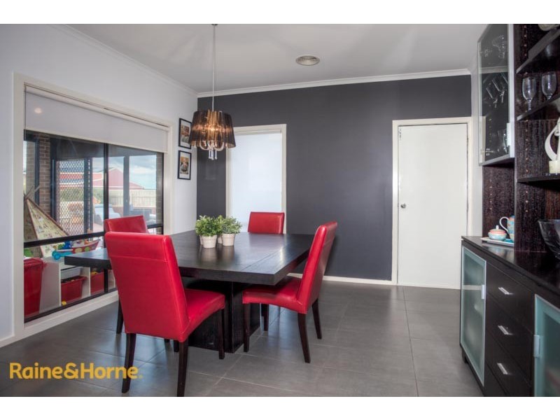 13 Sauvignon Court, Sunbury VIC 3429