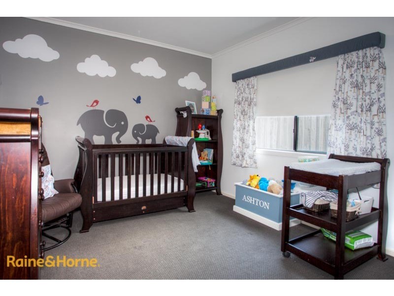 13 Sauvignon Court, Sunbury VIC 3429