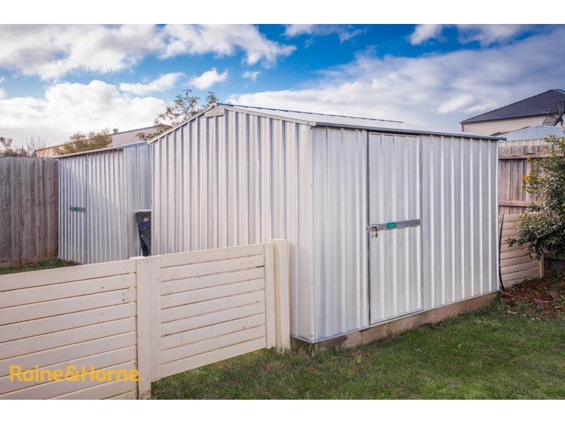 13 Sauvignon Court, Sunbury VIC 3429